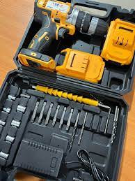 Set de Taladro Inalámbrico 21V con 2 Baterías – 26 Piezas (Amarillo)